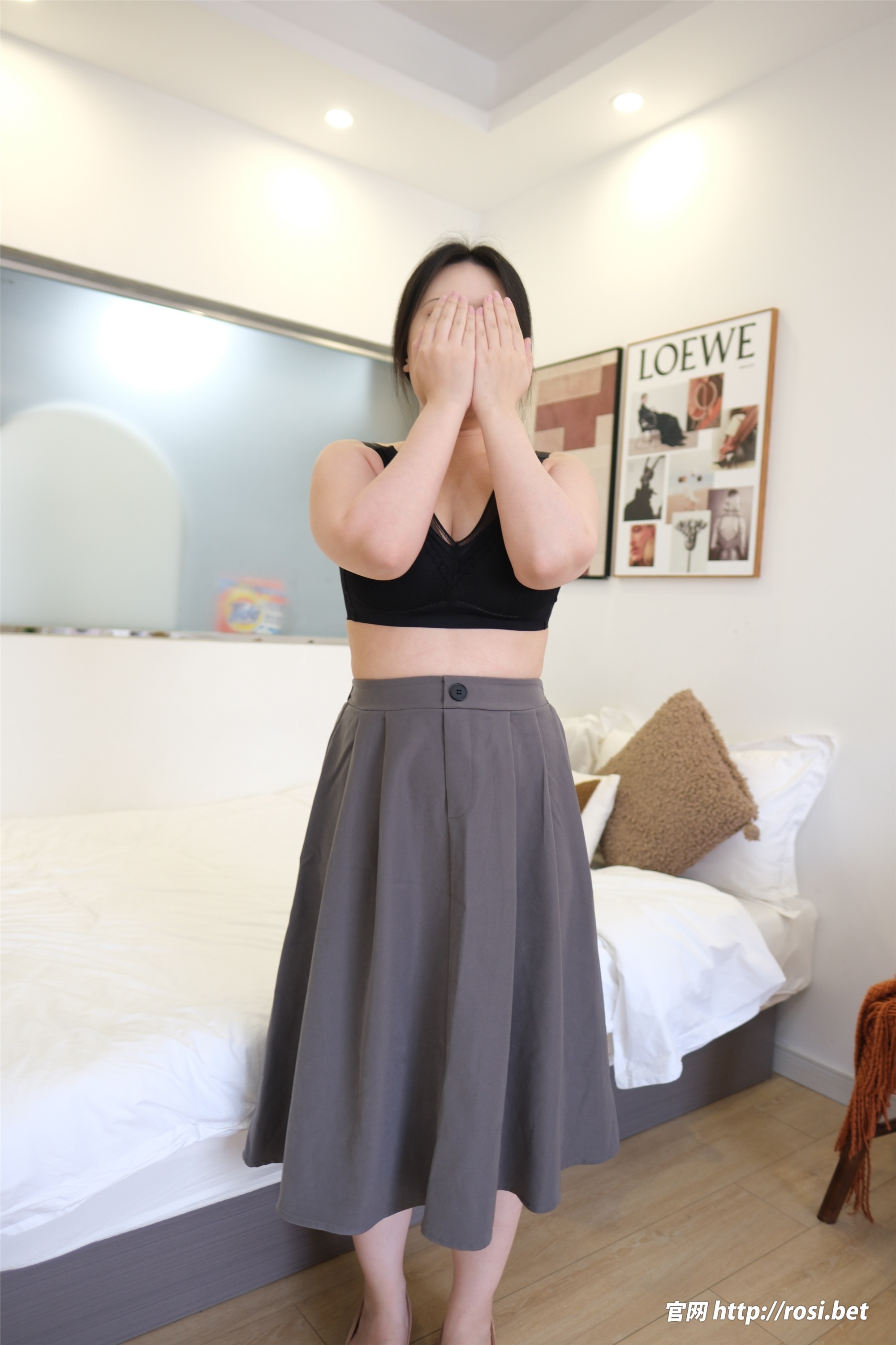 ROSI写真 2025.08.04 NO.4991